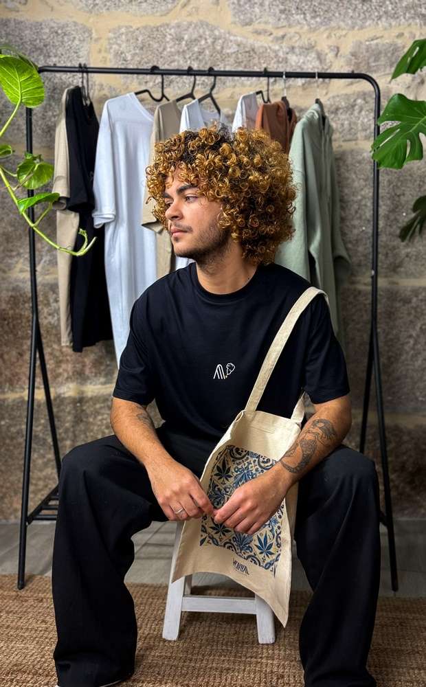 T-Shirt 'Ancestral Art' – Camiseta Ecológica | Algodão Orgânico